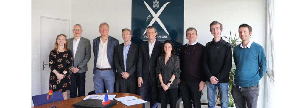 Group-photo_MoU_mathplus-ecole-polytechnique